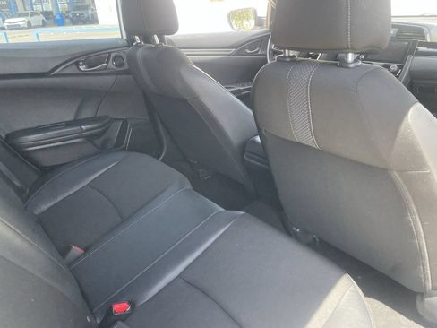 Used 2021 Honda Civic Sport image 11