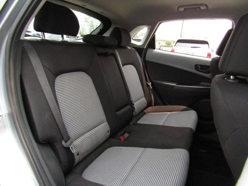 Used 2021 Hyundai Kona SE w/ Cargo Package AWD/4WD image 21