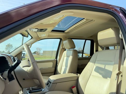 Used 2007 Ford Explorer Eddie Bauer image 19