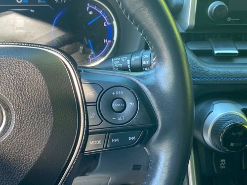 Used 2021 Toyota RAV4 XSE image 21