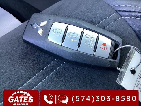 Used 2025 Mitsubishi Outlander SE AWD/4WD image 29