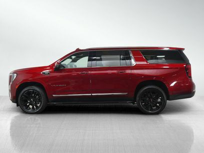 Used 2024 GMC Yukon XL SLT w/ SLT Luxury Package