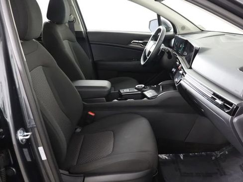 Used 2026 Kia Sportage LX FWD image 17