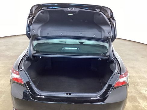 Used 2022 Toyota Camry SE FWD image 28