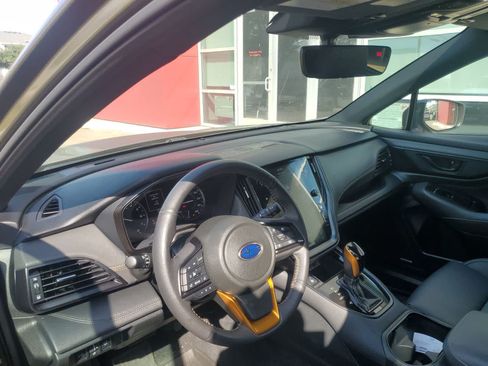 Used 2025 Subaru Outback Wilderness AWD/4WD image 2