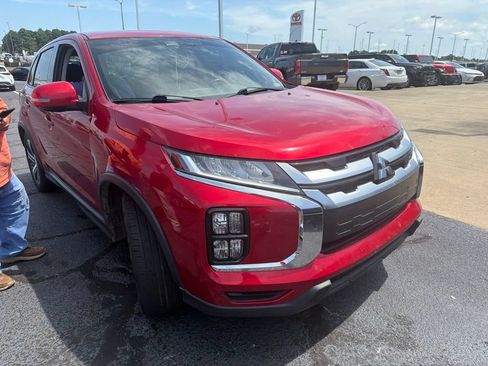 Used 2021 Mitsubishi Outlander Sport SE AWD/4WD image 2