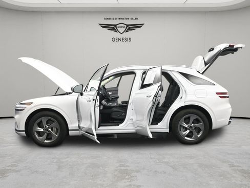 Used 2026 Genesis GV70 2.5T AWD/4WD image 37