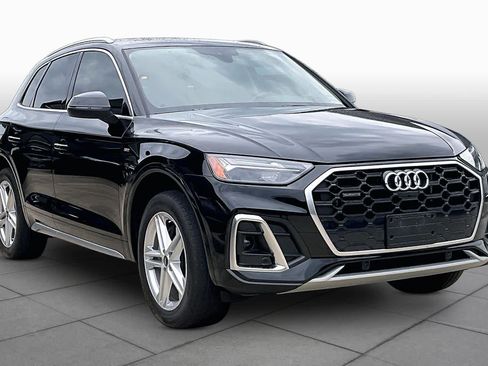 Used 2022 Audi Q5 e Premium Plus AWD/4WD image 3