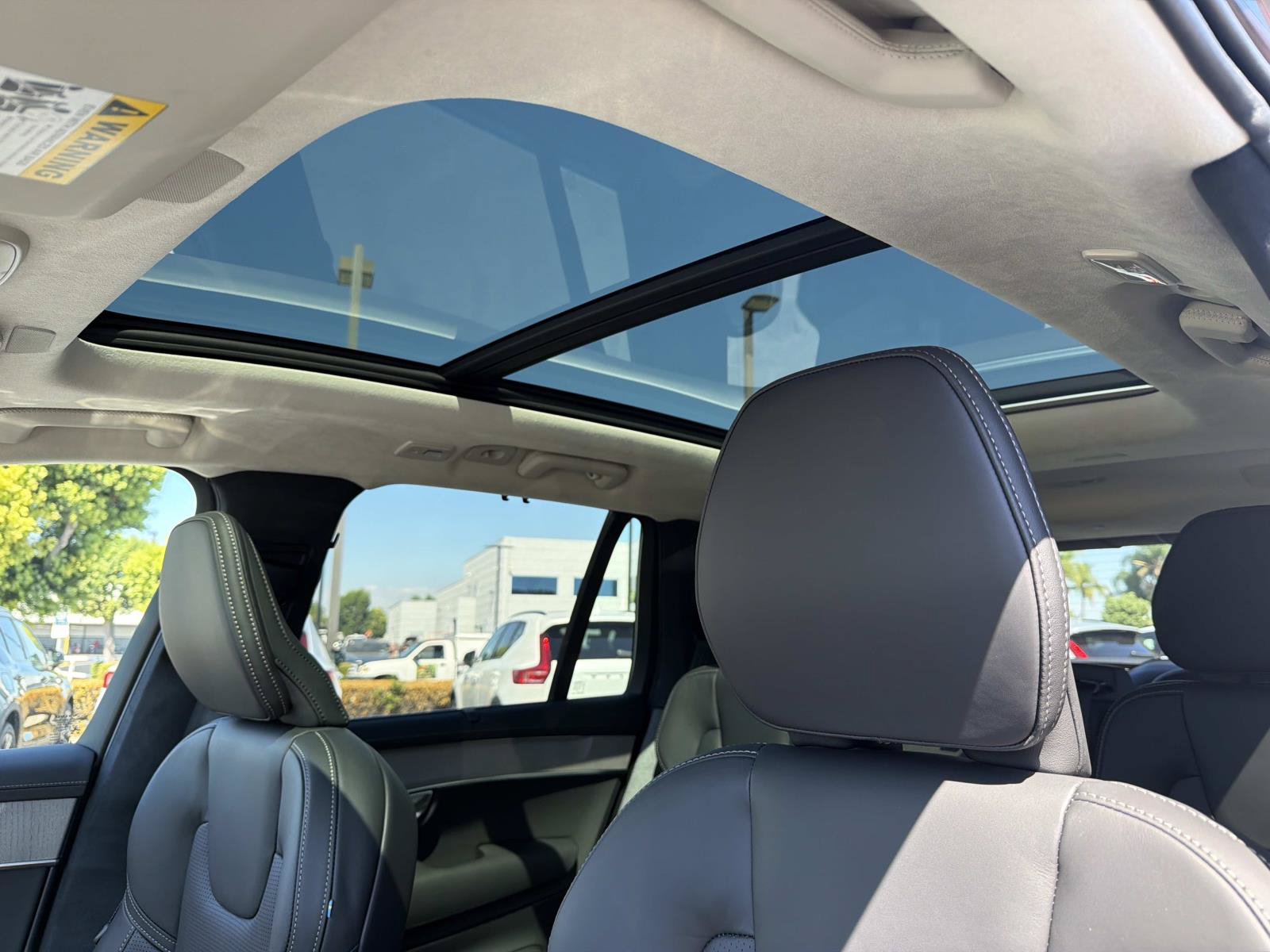 New 2027 Volvo XC90 B6 Ultra AWD/4WD image 25