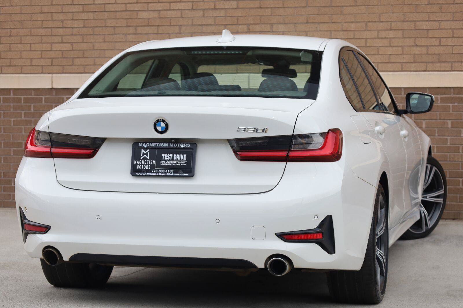 Used 2019 BMW 330i Sedan RWD image 9