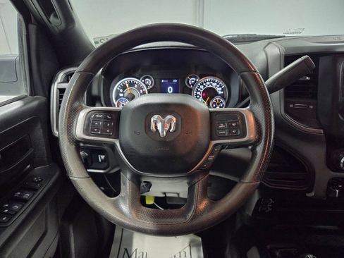 Used 2022 RAM 2500 Tradesman w/ Chrome Appearance Group AWD/4WD image 10