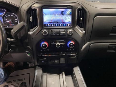 Used 2021 GMC Sierra 2500 AT4 w/ AT4 Premium Plus Package AWD/4WD image 18