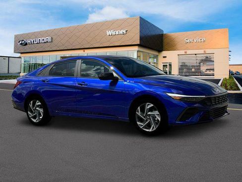 New 2025 Hyundai Elantra Sport image 10