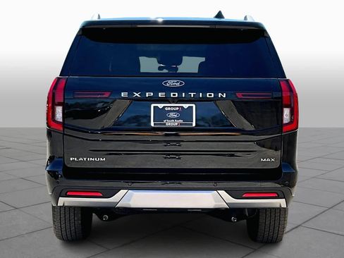 Used 2025 Ford Expedition Max Platinum image 5