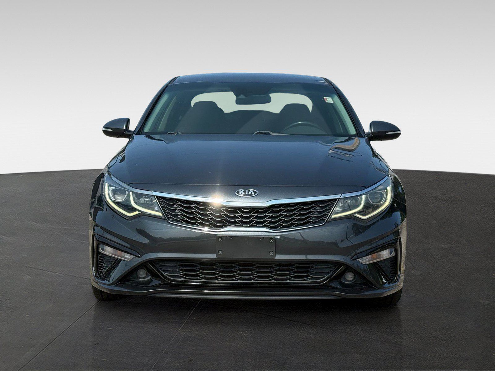 Used 2020 Kia Optima S FWD image 2