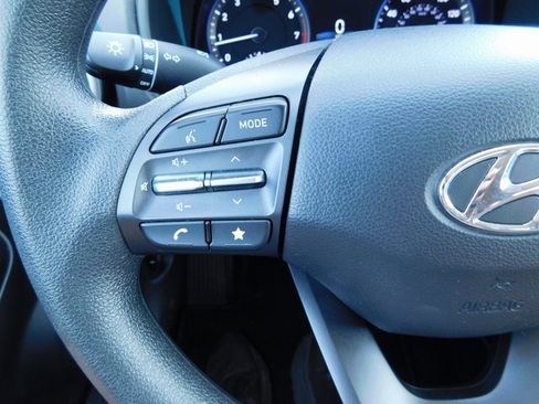 Used 2022 Hyundai Kona SEL image 25