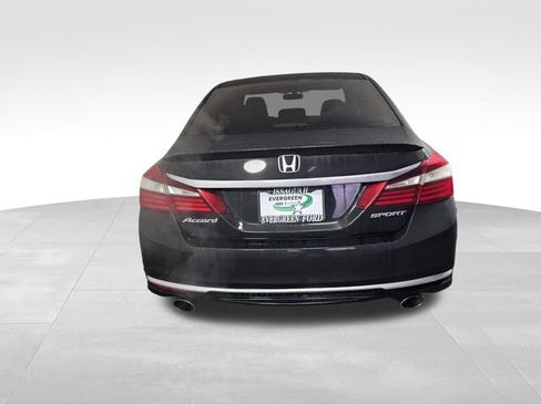 Used 2017 Honda Accord Sport image 6
