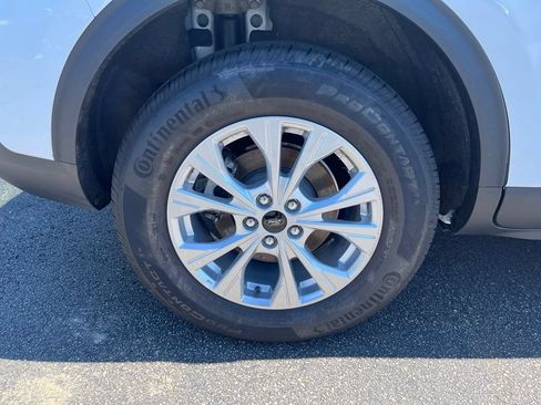 Used 2025 Ford Escape Active AWD/4WD image 30