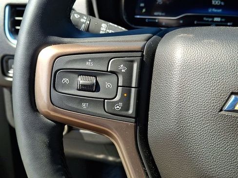 Used 2024 Chevrolet Tahoe High Country AWD/4WD image 18