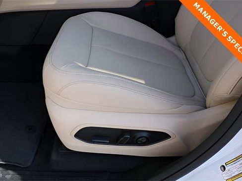 New 2025 Jeep Grand Cherokee Limited w/ Luxury Tech Group II image 13