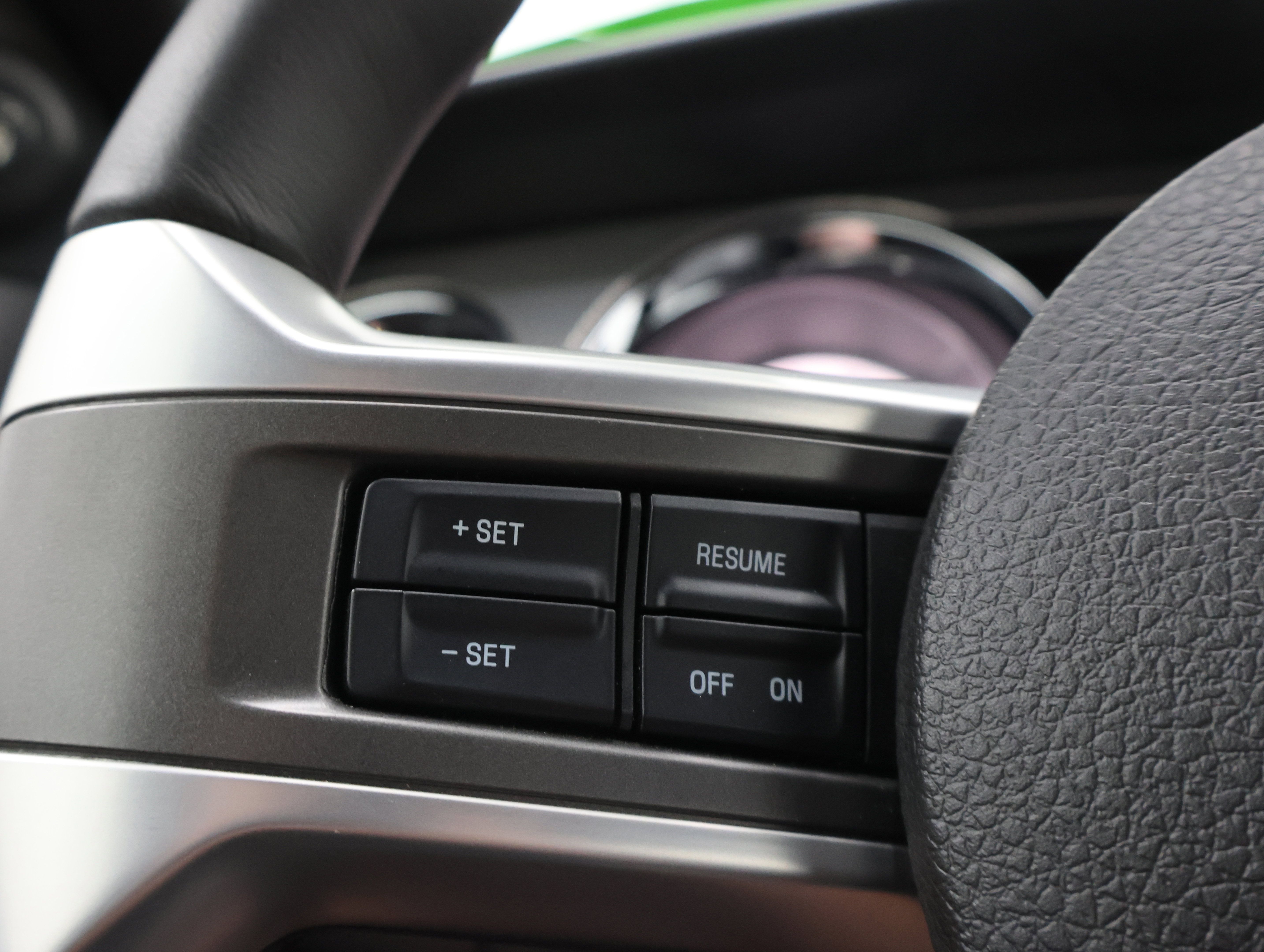 Used 2010 Ford Mustang GT RWD image 15