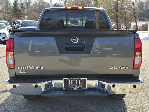 Used 2016 Nissan Frontier SL w/ Moonroof Package image 23