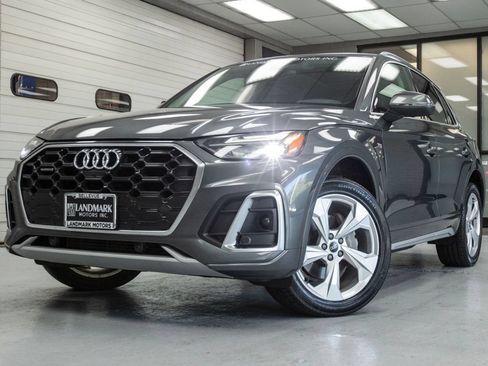 Used 2023 Audi Q5 2.0T Premium Plus w/ Premium Plus Package AWD/4WD image 2