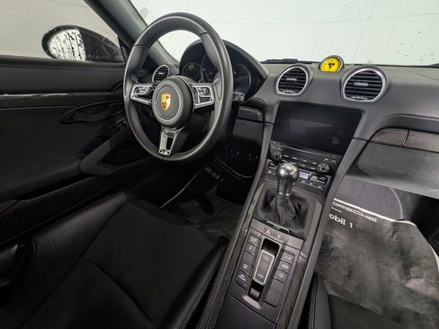 Certified 2023 Porsche 718 Boxster Spyder image 21