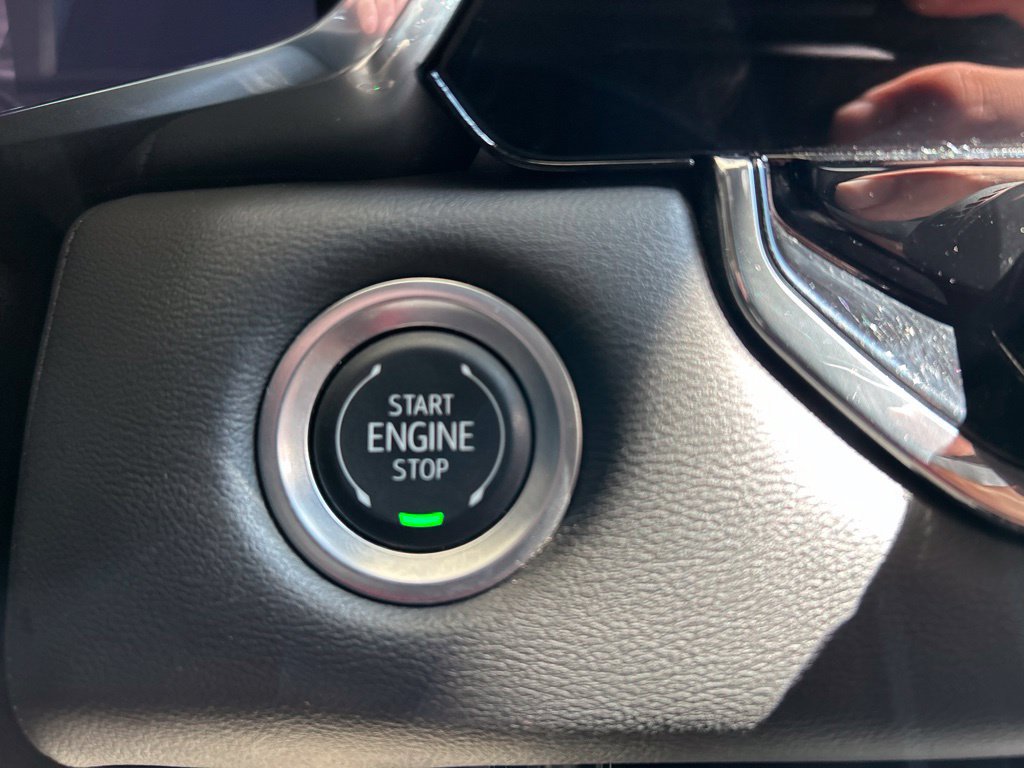 Used 2025 GMC Canyon Elevation w/ Convenience Package AWD/4WD image 19