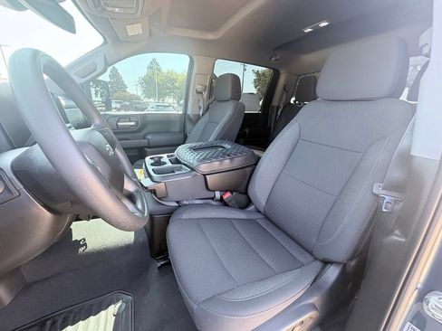Used 2025 Chevrolet Silverado 2500 Custom w/ Custom Value Package AWD/4WD image 6