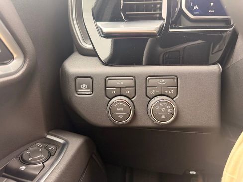 New 2026 Chevrolet Silverado 1500 RST w/ RST Select Package AWD/4WD image 15