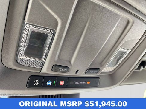 Used 2022 Chevrolet Silverado 1500 LT image 32
