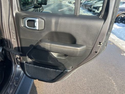 Used 2021 Jeep Wrangler Unlimited Sahara image 15