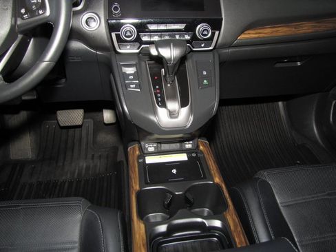 Certified 2022 Honda CR-V Touring image 16