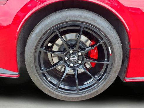 Used 2024 Nissan Z NISMO w/ Floor Mat Package RWD image 9