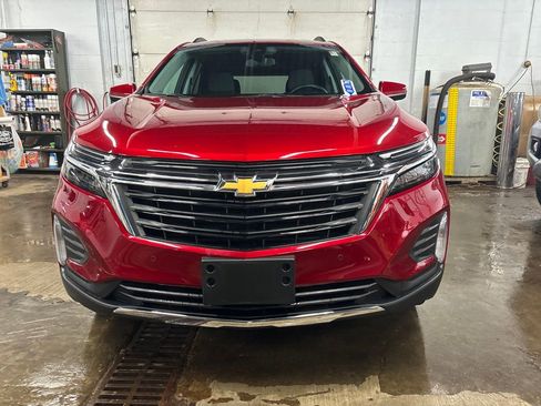 Used 2024 Chevrolet Equinox LT AWD/4WD image 8