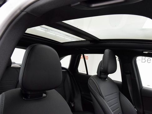 New 2026 Mercedes-Benz GLC 300 image 18