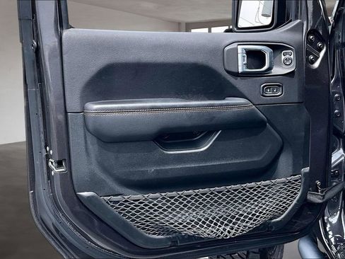 Used 2021 Jeep Wrangler Unlimited Sahara AWD/4WD image 23