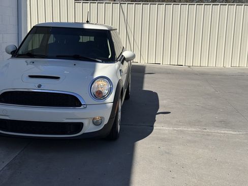 Used 2012 MINI Cooper S image 11
