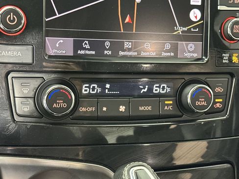 Used 2021 Nissan Maxima 3.5 SV w/ Floor Mat Group FWD image 19