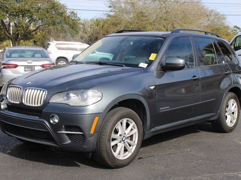 Used 2012 BMW X5 xDrive35d image 2