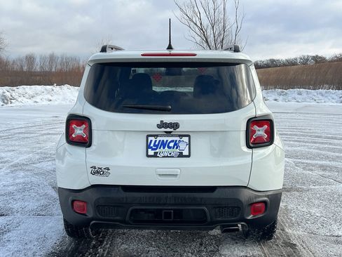 Used 2021 Jeep Renegade Latitude w/ Sun & Sound Group image 3
