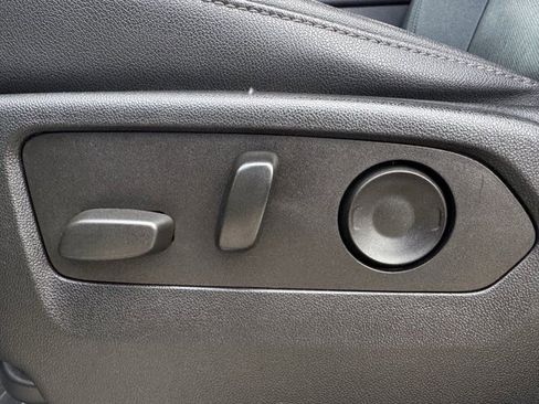 Used 2022 Chevrolet Silverado 1500 LTZ image 27