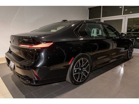 New 2026 BMW 760i xDrive w/ Executive Package image 47