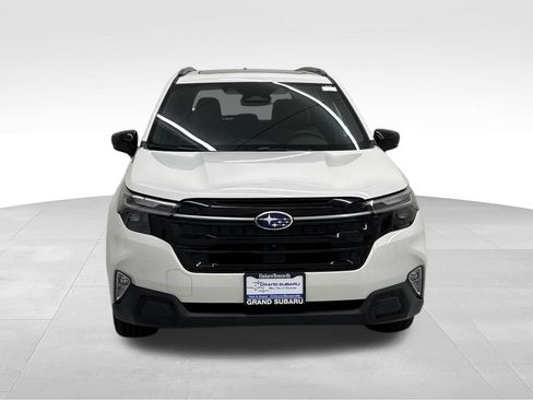Used 2026 Subaru Forester Touring AWD/4WD image 9