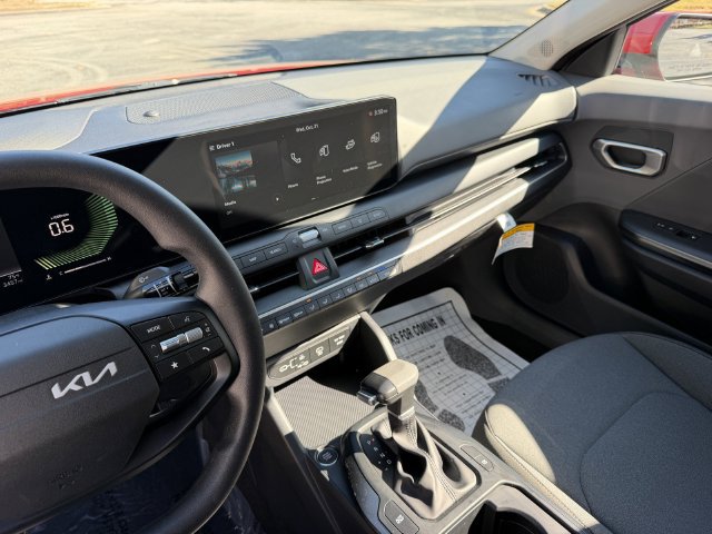 Certified 2025 Kia K4 FWD image 22