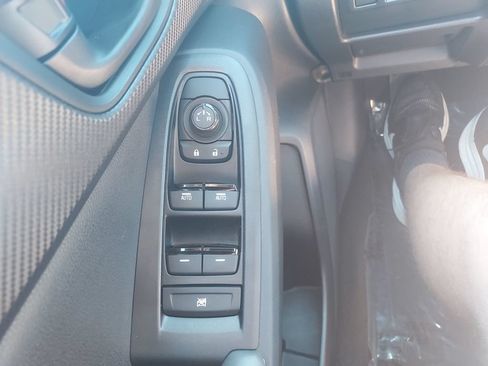 Certified 2026 Subaru Crosstrek 2.5i Premium AWD/4WD image 25