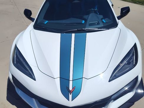 Used 2025 Chevrolet Corvette Z06 RWD image 4