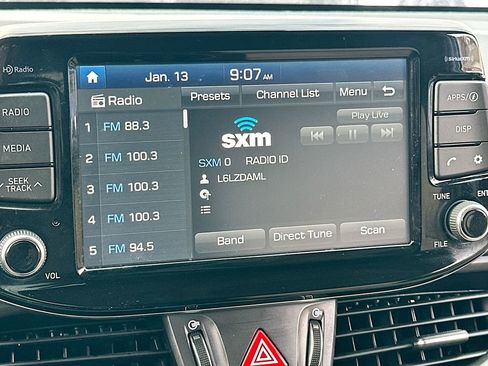 Used 2018 Hyundai Elantra GT image 14