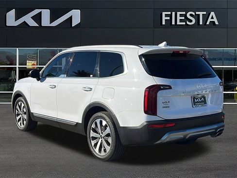 Used 2022 Kia Telluride S image 3